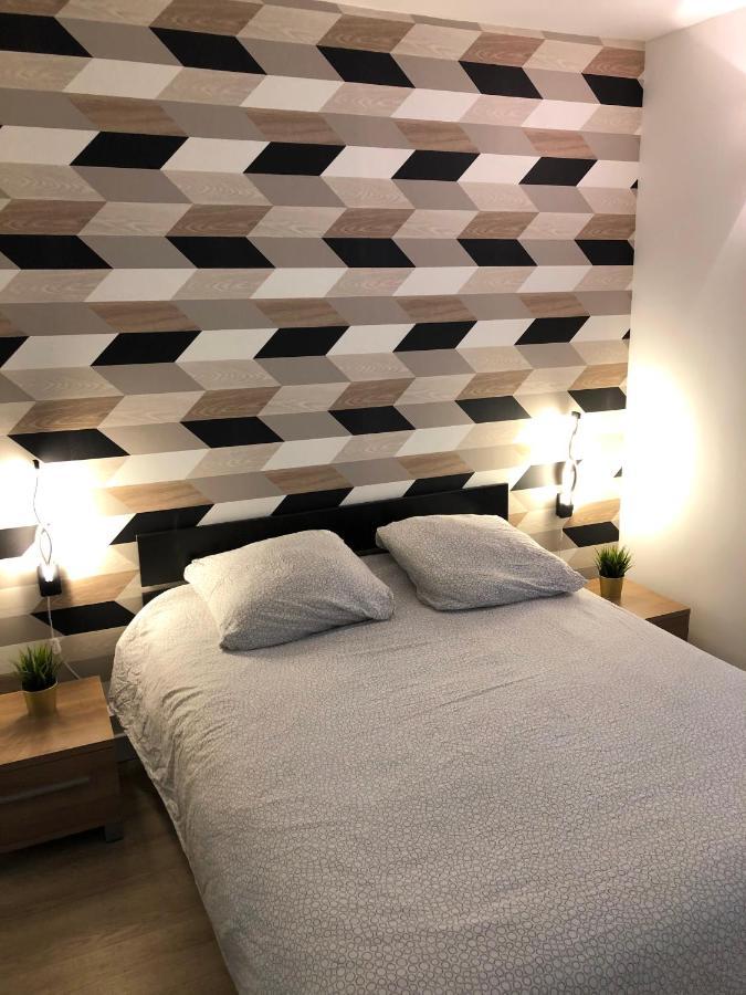 Apartment T2 De 40m2 Refait A Neuf Pour Vous ! Climatise