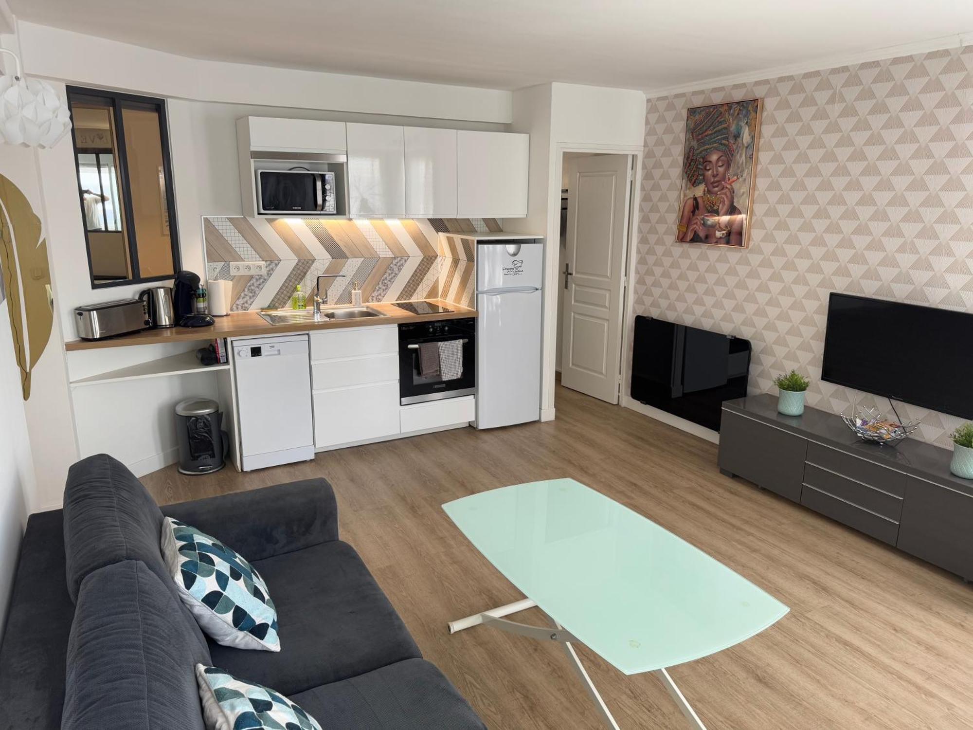 T2 De 40m2 Refait à Neuf Pour Vous ! Climatisé Appartement *