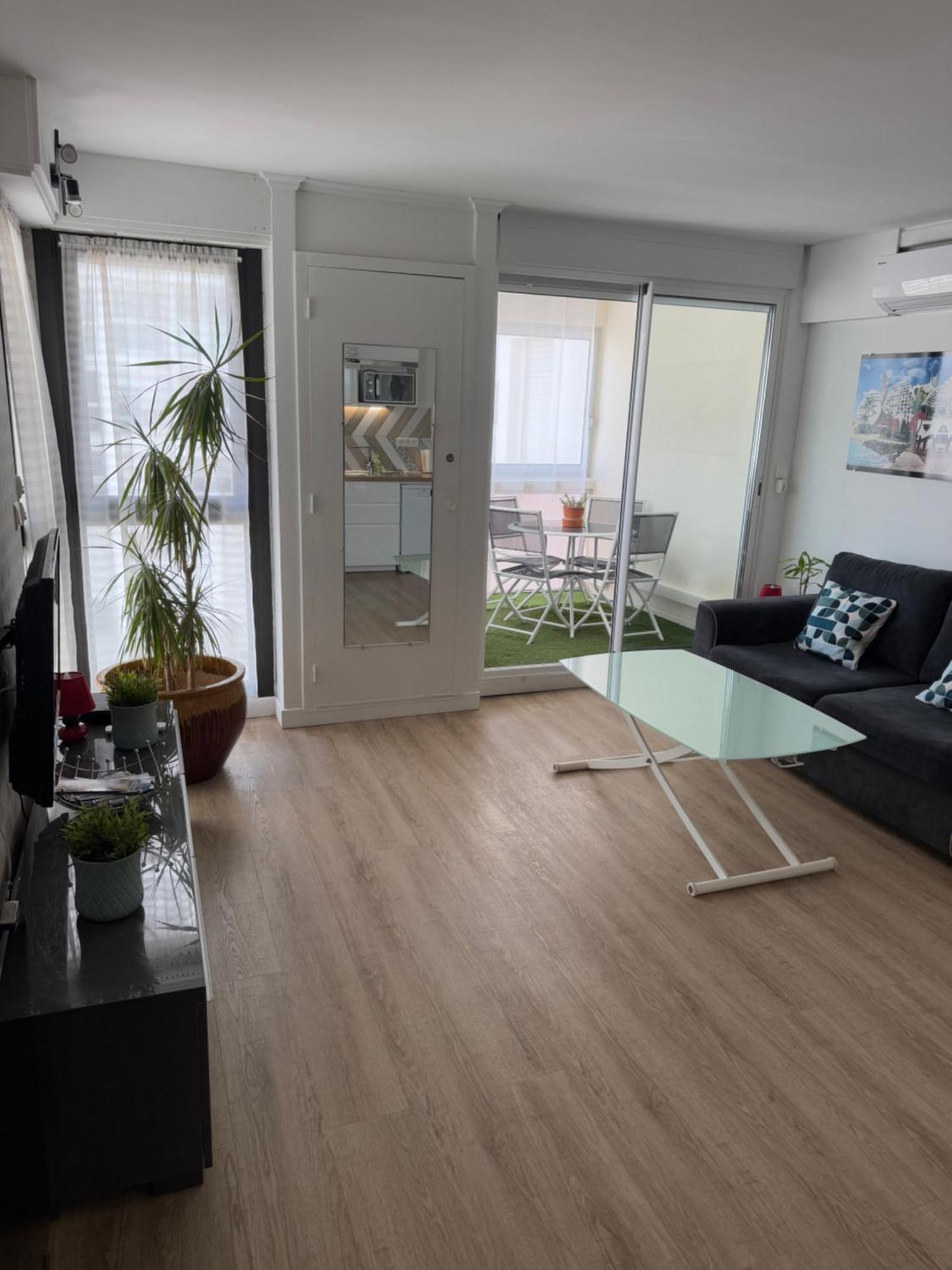 T2 De 40m2 Refait à Neuf Pour Vous ! Climatisé