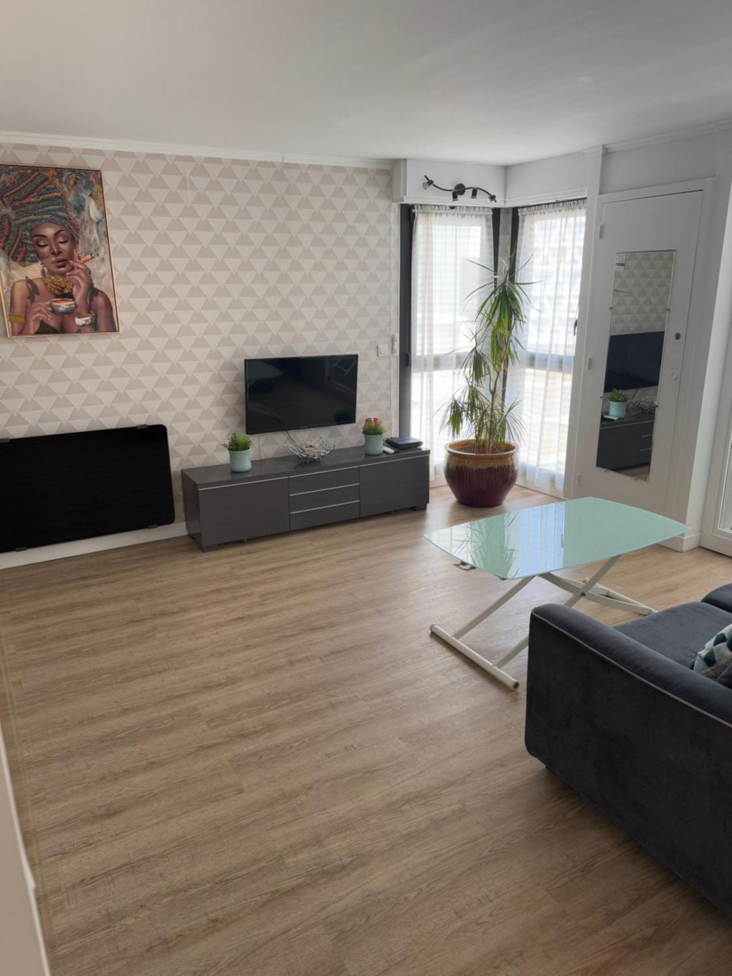 Appartement T2 De 40m2 Refait à Neuf Pour Vous ! Climatisé